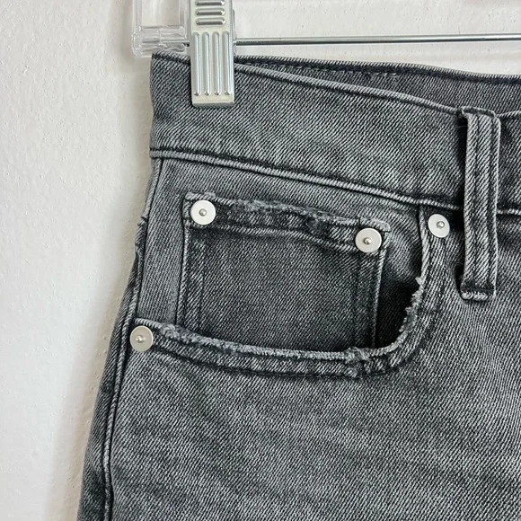 Madewell Perfect Vintage Jean in Connell Wash: Ripped Edition Size 26 Gray - Picture 8 of 11